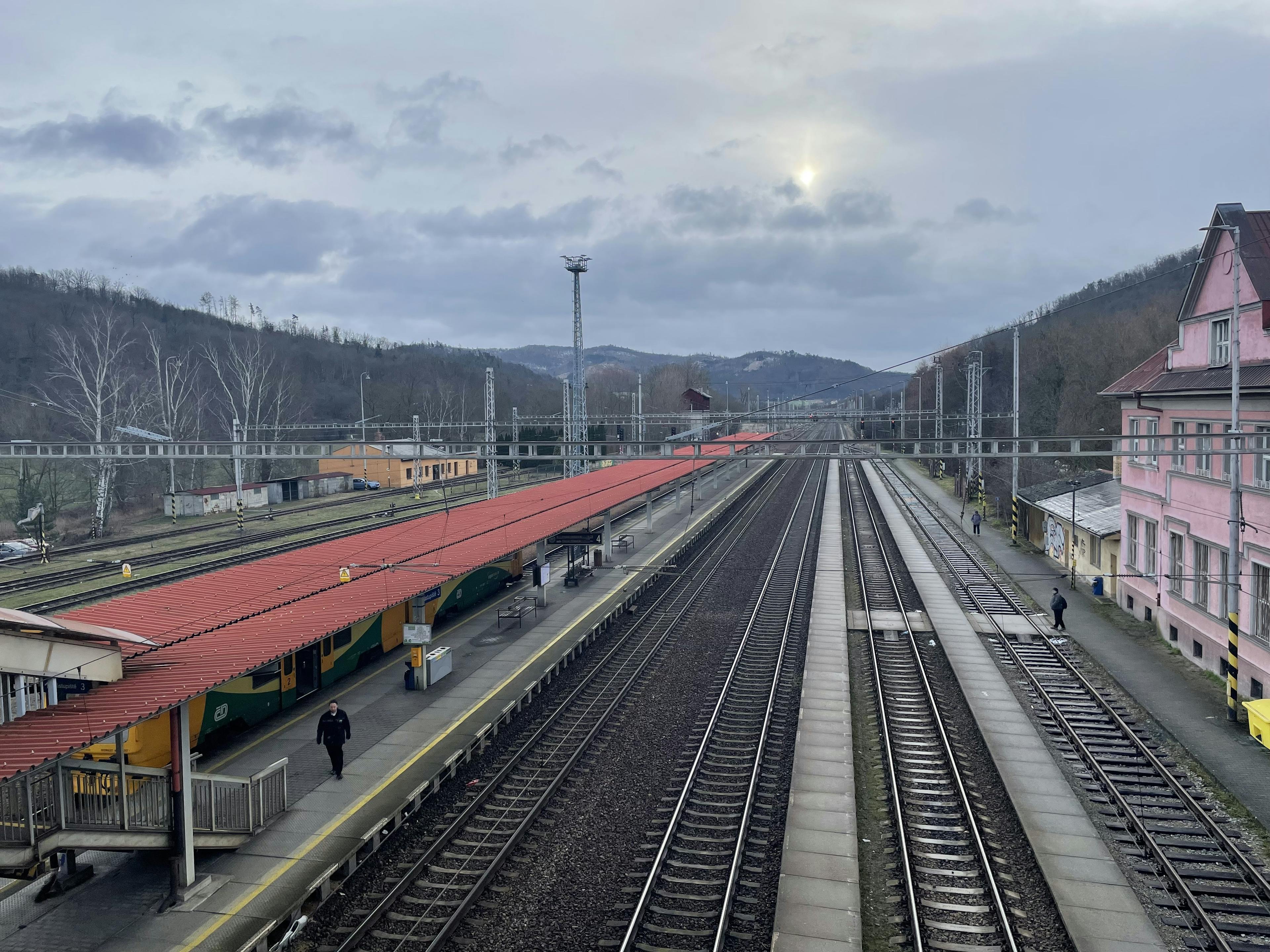 Železniční trať ve Skalici nad Svitavou